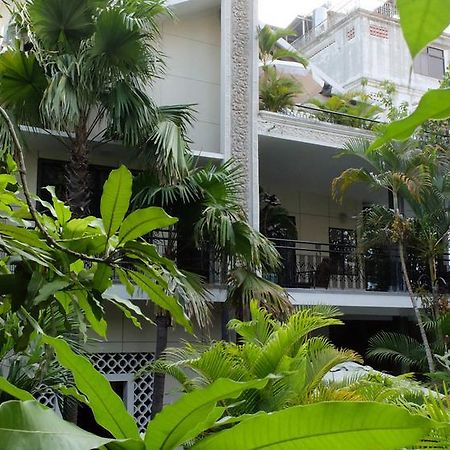 The Sangkum Hotel Phnom-Penh Buitenkant foto